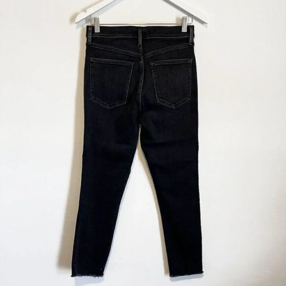 Aritzia Denim Forum The Lola High Rise Skinny Crop Raw Hem  Washed Black Jeans - Picture 3 of 7